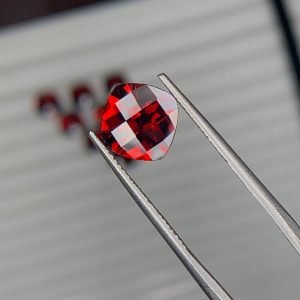 [Grade AAA] Mozambique Garnet Natural Cushion Shape Gemstone 4mm - 10mm