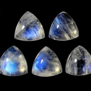 [A] Cabochon Natural Rainbow Moonstone Trillion Gemstone [3-12mm]